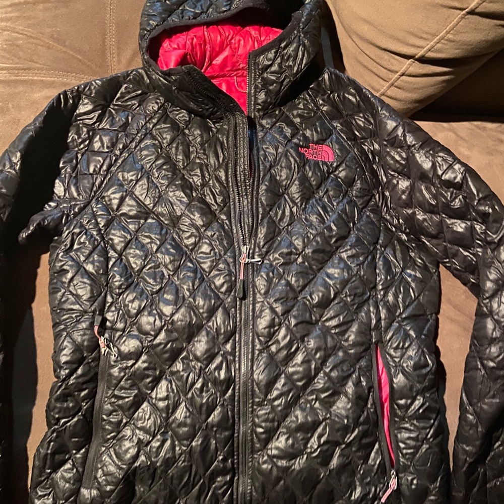 North face hooded lightweight jacket